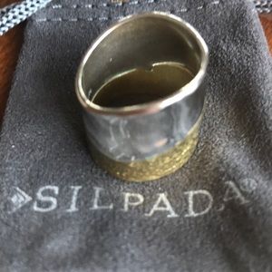 Beautiful Silpada Two Tone Ring